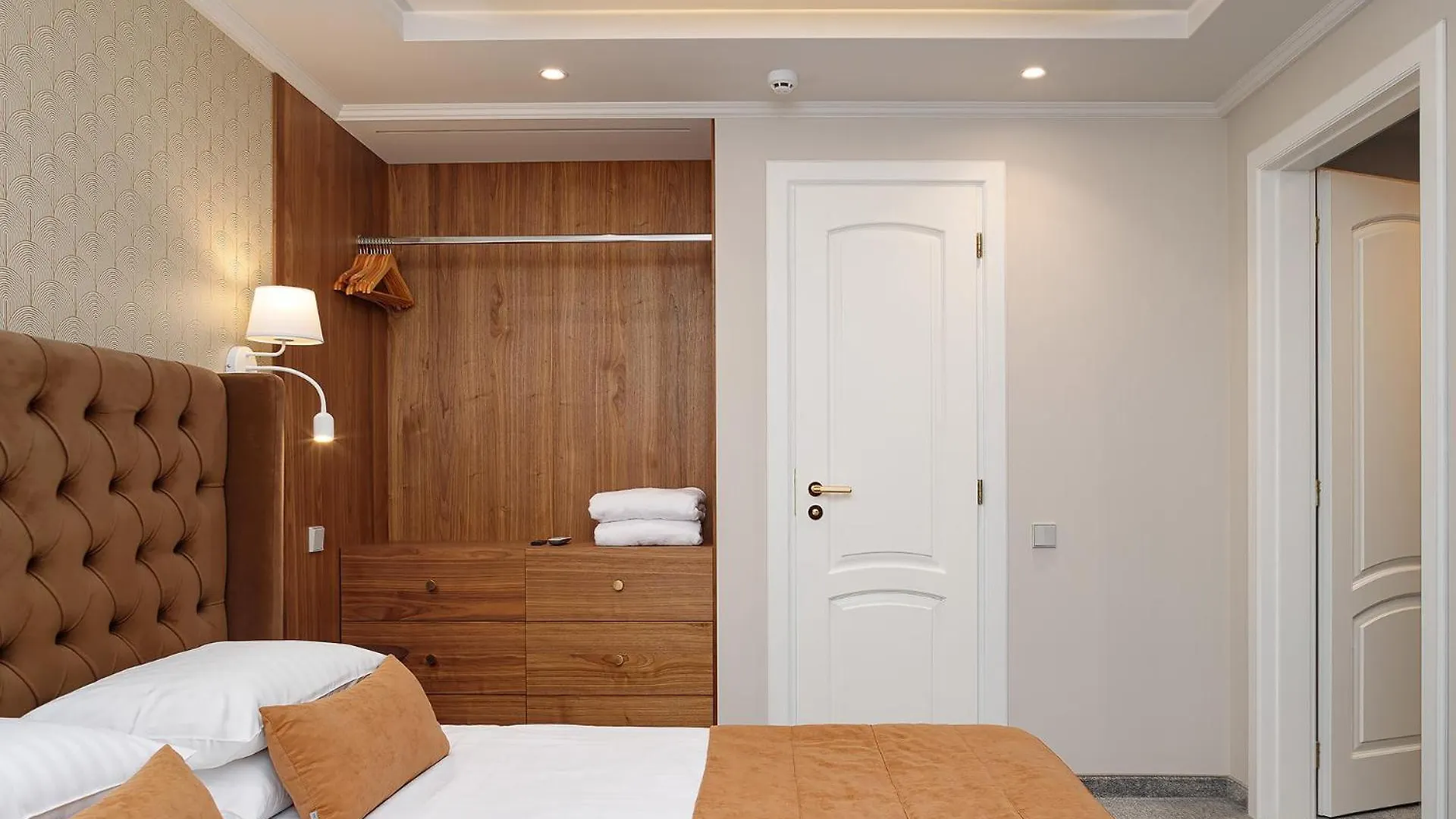 Eurohotel Lviv 4*,